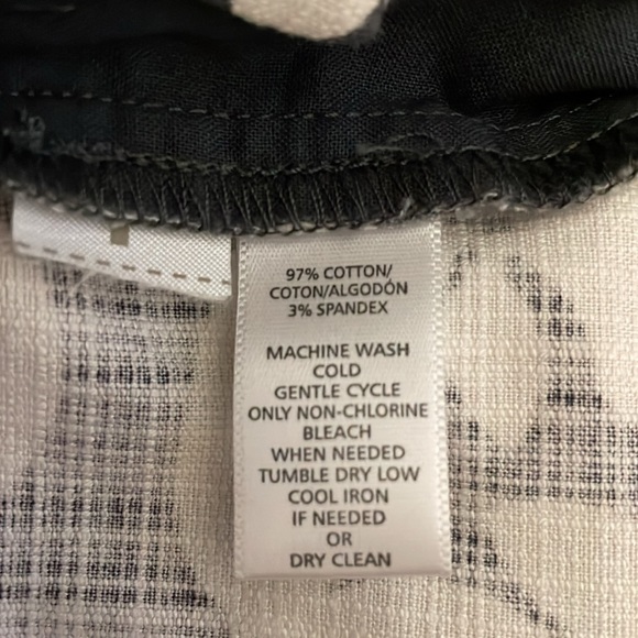 LOFT The Rivera Short Floral Size 0 - Picture 7 of 9